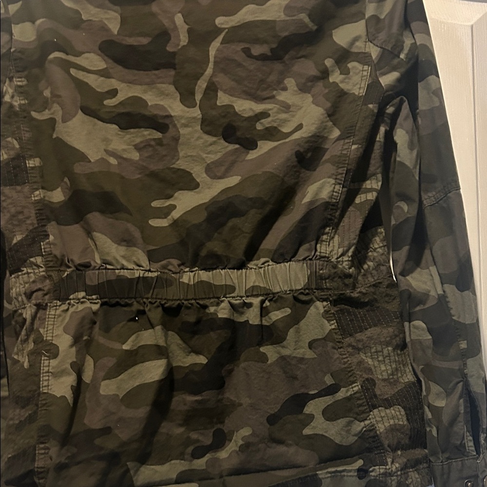 Love Tree Women's Camouflage Jacket - Picture 9 of 9